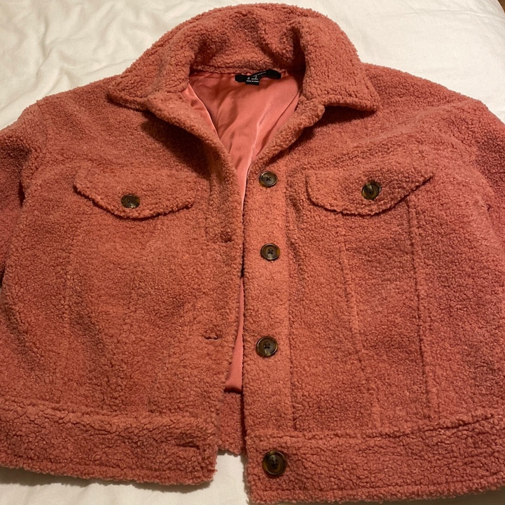 Forever 21 fluffy cute coat